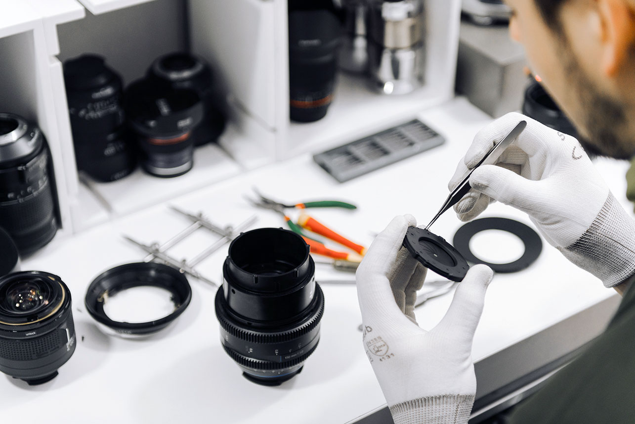 Lens and optical repair